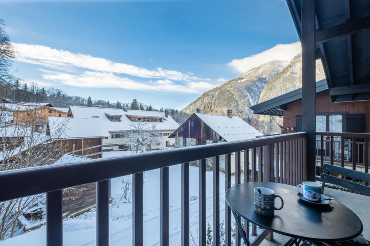 With View Near The Center Of Apartment